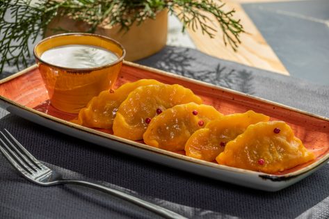 Вареники з капустою та грибами